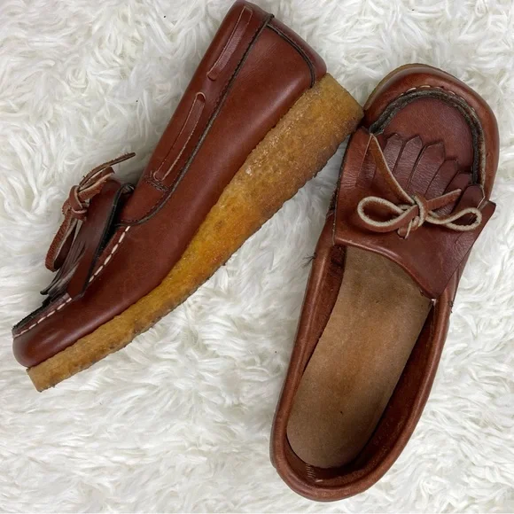 VTG 1970’s Sears Roebuck Brown Leather Thick Gum Sole Loafers w Fringe and Bow - Picture 6 of 15